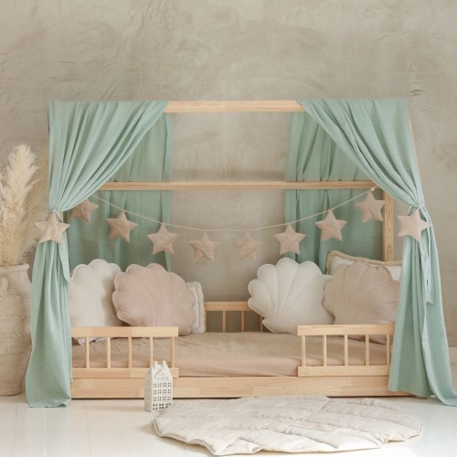 baldachim na łóżko domek