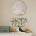 napis-na-sciane-looking-good.jpg