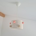 lampa boho z pomponami (2).jpg