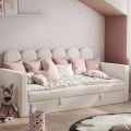 łóżko tapicerowane do pokoju dziecka sofa