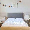 łóżka dla nastolatka z prostym zagłówkiem