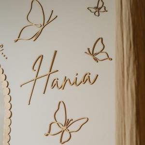 DREWNIAKOWA - DREWNIANE MOTYLKI Z IMIENIEM DZIECKA