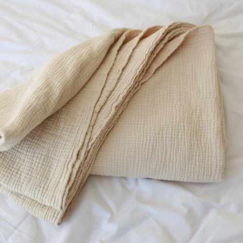 muślinowa narzuta na łóżko (2).jpg