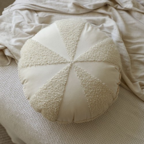 poduszka patchorkowa boucle (2).jpg