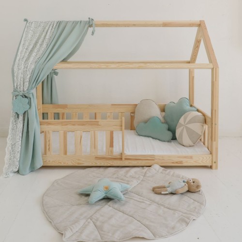 zasłonka na łóżko domek(2).jpg