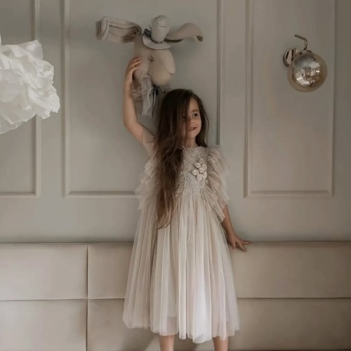 królik w kapeluszu dekoracja do pokoju dziecka