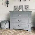 szara komoda dla niemowlaka.jpg
