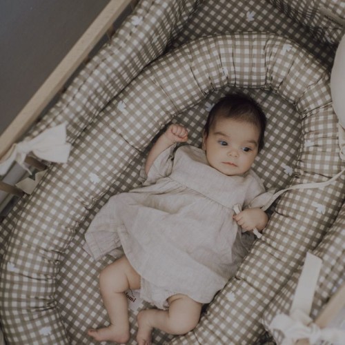 gniazdko niemowlęce w kratkę (7).jpg