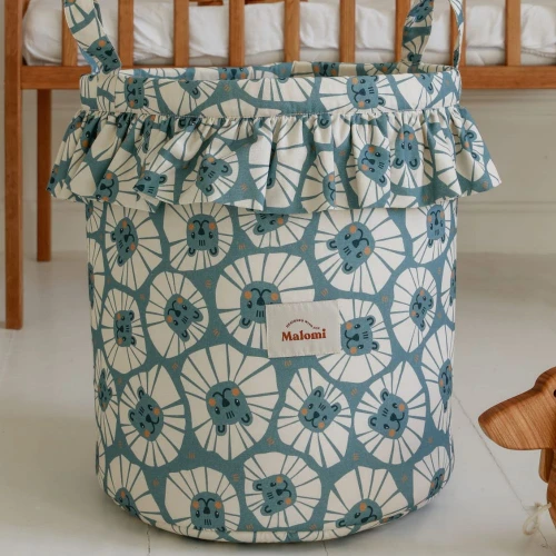 kosz na zabawki z falbanką.jpg