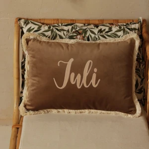 MALOMI KIDS - PODUSZKA DEKORACYJNA Z FRĘDZLAMI DELUX LATTE