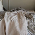 narzuta ecru do pokoju dziecka