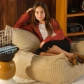 Stylowy fotel wypoczynkowy Brown Sugar Club Chair doskonale uzupełnia nowoczesny pokój nastolatka