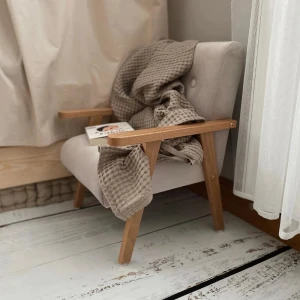 Fotelik dziecięcy velvet beż - Modelina Home