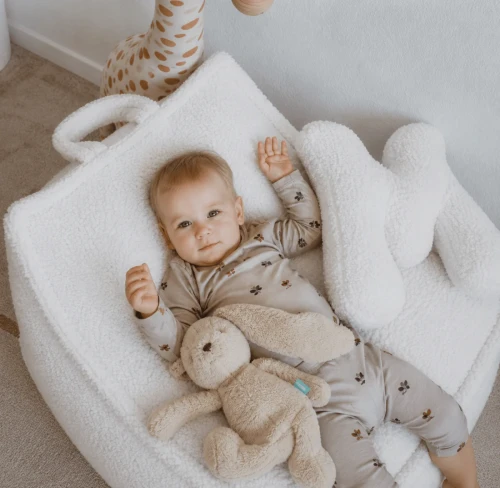 Pufa dla dziecka Sako Bag Boucle Biała - Meow Baby