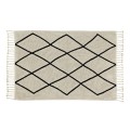 elegancki bawełniany dywan w diamentowy wzór z czarnymi liniami lorena canals