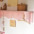 półka z wieszaczkami do pokoju dziecka