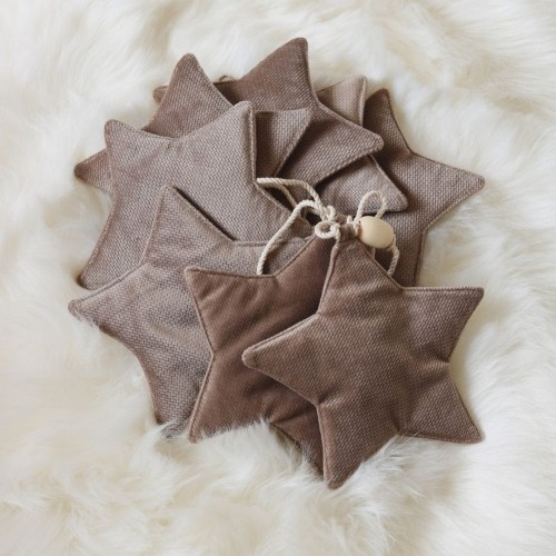 girlanda bezowa velvetowe gwiazdki moi mili.jpg