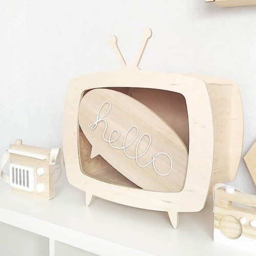 drewniany telewizorek do pokoju dziecka.jpg