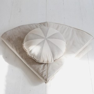 MOI MILI - PODUSZKA PATCHWORKOWA KREMOWY CYRK 