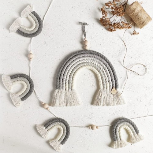 tęcza makrama do pokoju dziecka