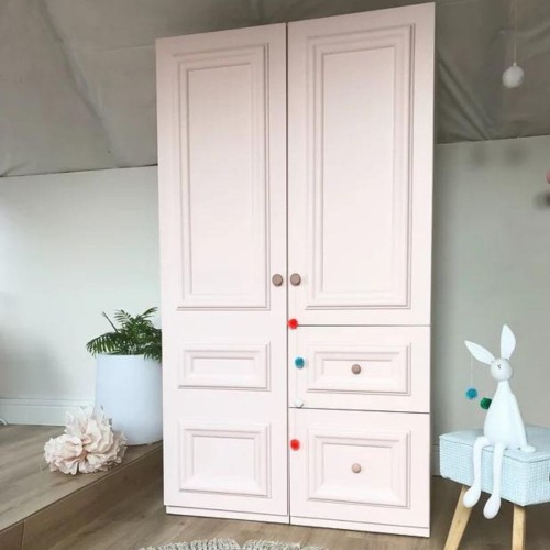 szafa-drewniana-do-pokoju-dziecka (3).jpg