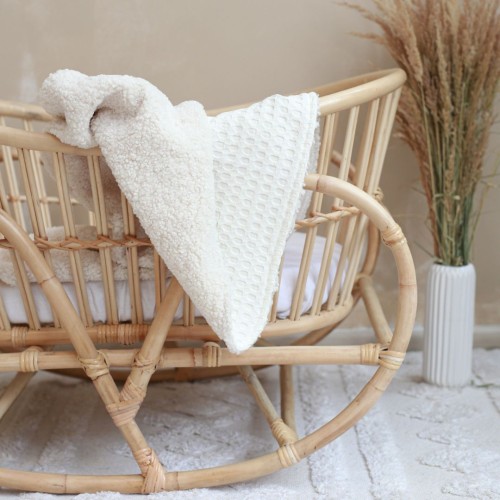 ciepły kocyk dla niemowlaka ecru