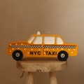 lampka drewniana taxi