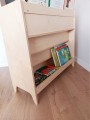 drewniana biblioteczka montessori