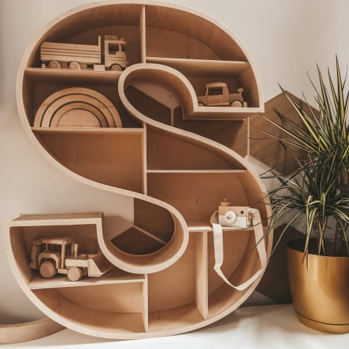 regał w kształcie litery