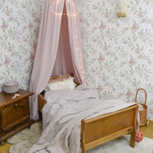 DEKORILLO - TAPETA DZIECIĘCA W RÓŻE LADY ROSE