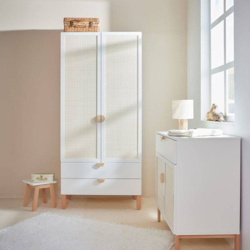 szafa do pokoju dziecka z ratanem