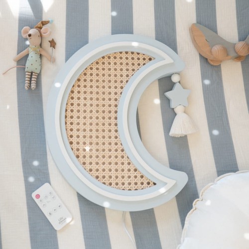 Lampa księżyc 1 Lilly and Swan.jpg