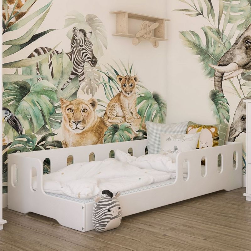 niskie łóżko montessori do pokoju przedszkolaka